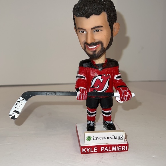 LIMITED EDITION KYLE PALMIERI  BOBBLE HEAD DEVILS - Picture 5 of 11